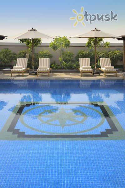 Фото отеля Crowne Plaza Dubai Jumeirah 5* Дубай ОАЭ экстерьер и бассейны
