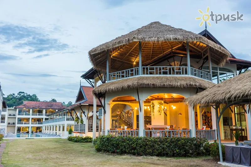 Фото отеля Hive Khaolak Beach Resort 4* Као Лак Таиланд экстерьер и бассейны