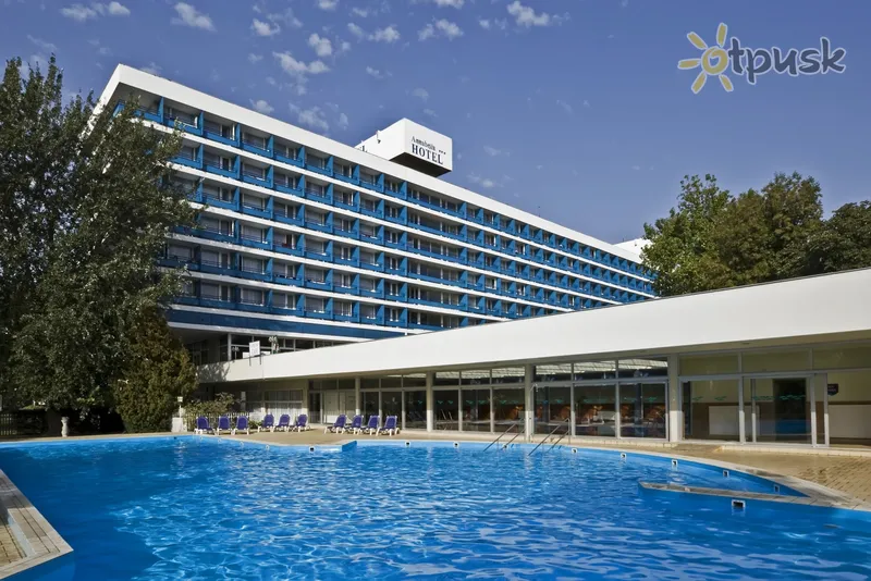 Фото отеля Annabella Hotel 3* Balatonfuredas Vengrija išorė ir baseinai
