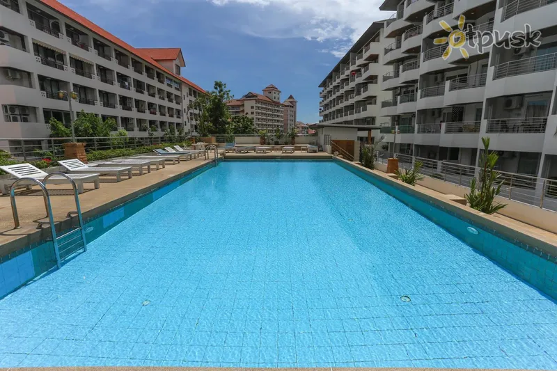Фото отеля Jomtien Plaza Residence 3* Pataja Tailandas išorė ir baseinai