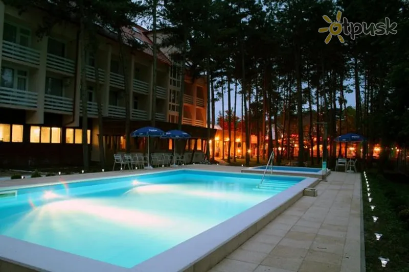 Фото отеля Korona Hotel 3* Siofokas Vengrija išorė ir baseinai