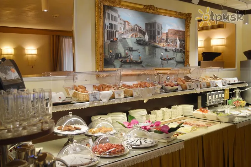 Фото отеля Ai Mori D'Oriente 4* Venēcija Itālija bāri un restorāni