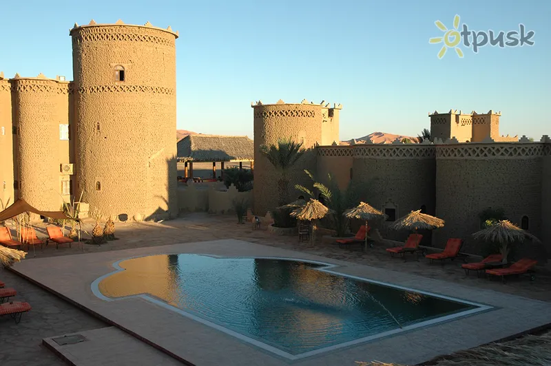 Фото отеля Kasbah Hotel Tombouctou 4* Erfoudas Marokas išorė ir baseinai