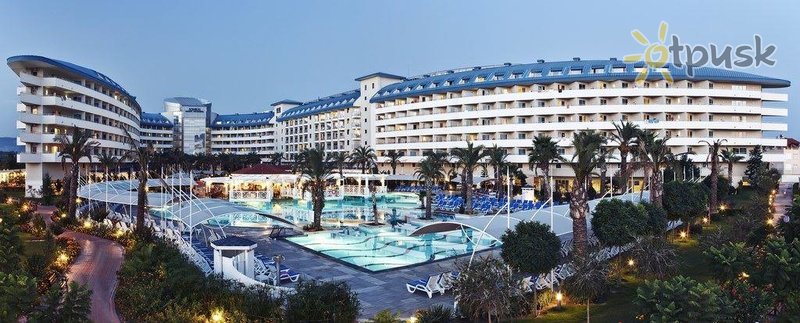Фото отеля Crystal Admiral Resort Suites & Spa 5* Сиде Турция экстерьер и бассейны