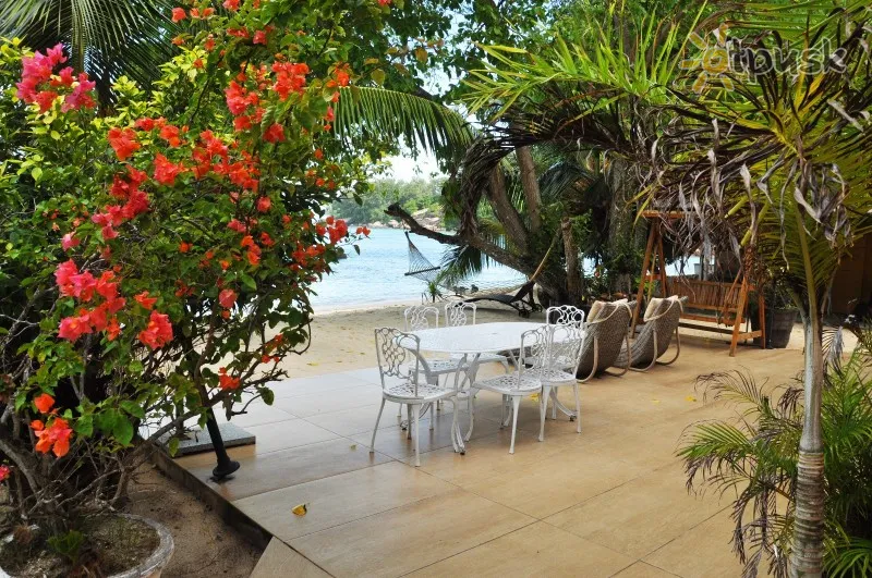 Фото отеля Dorado Villa 3* о. Маэ Сейшельские о-ва экстерьер и бассейны