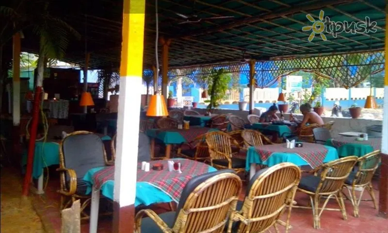 Фото отеля Sunshine Guesthouse 1* Šiaurės Goa Indija barai ir restoranai