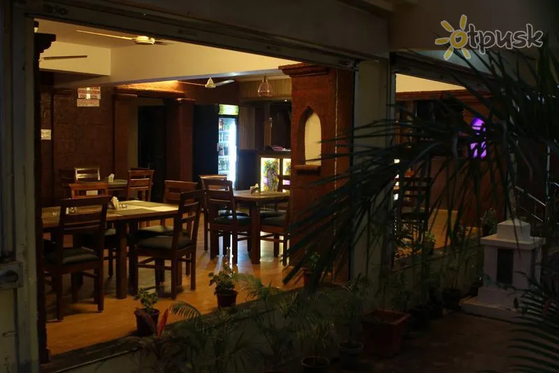 Фото отеля Teremok Hotel 3* Північний Гоа Індія бари та ресторани