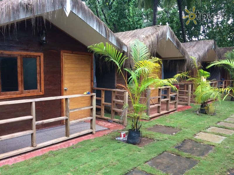 Фото отеля The Bodhi Village 3* Северный Гоа Индия экстерьер и бассейны