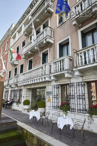 Фото отеля Palazzo Sant'Angelo 4* Венеція Італія екстер'єр та басейни