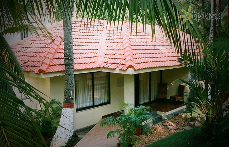 Фото отеля Country Spa Wellness Beach Resort 3* Kerala Indija išorė ir baseinai
