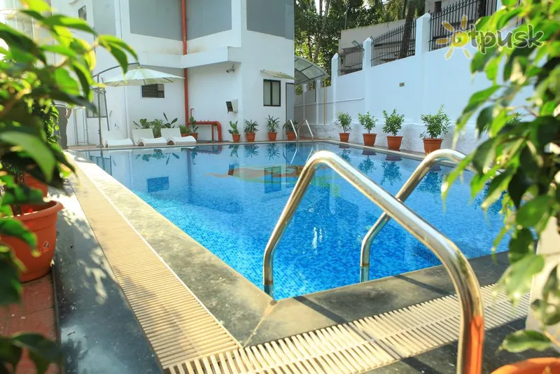 Фото отеля Kailas Holiday Inn 3* Kerala Indija ārpuse un baseini
