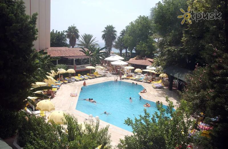 Фото отеля Bieno Club SVS Hotel 4* Alanija Turkija išorė ir baseinai