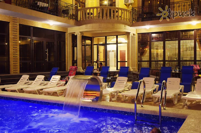 Фото отеля Castro 3* Геленджик росія екстер'єр та басейни
