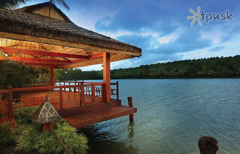 Фото отеля Fragrant Nature Kollam 4* Керала Индия экстерьер и бассейны
