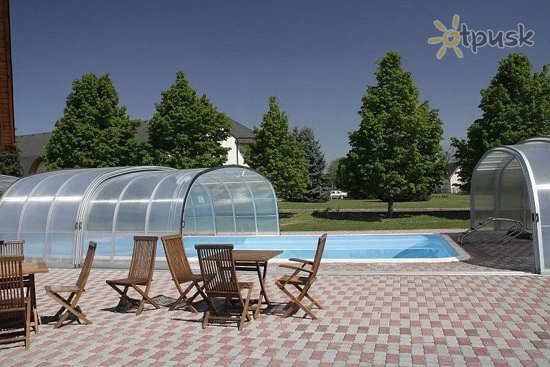 Фото отеля Ovit Hotel 3* Кестхей Угорщина екстер'єр та басейни