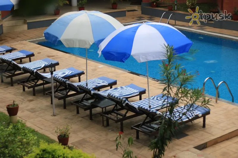 Фото отеля Deshadan Cliff and Beach Resort 3* Керала Индия экстерьер и бассейны