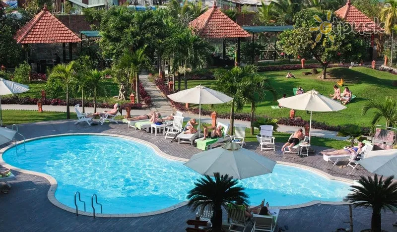 Фото отеля Phu Thinh Boutique Resort & Spa 4* Hoi An Vietnamas išorė ir baseinai