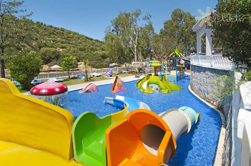 Фото отеля Tusan Beach Resort 5* Кушадаси Туреччина для дітей