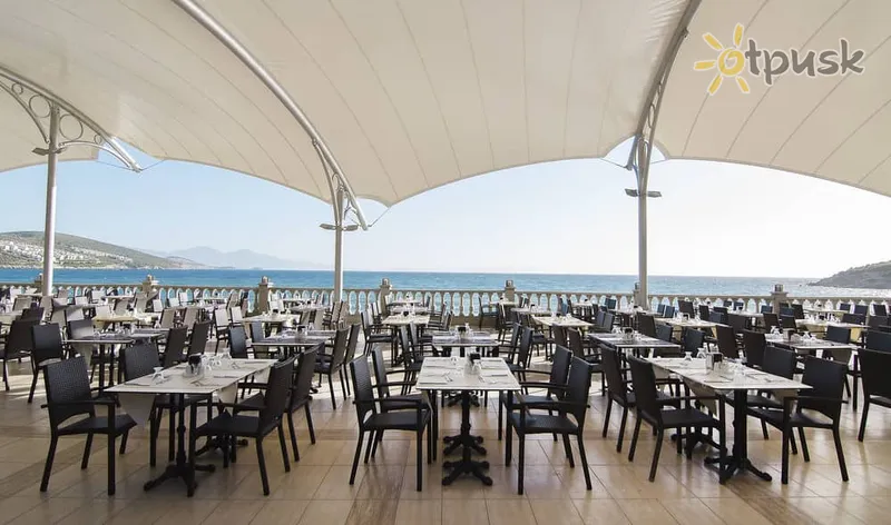 Фото отеля Tusan Beach Resort 5* Кушадасы Турция бары и рестораны