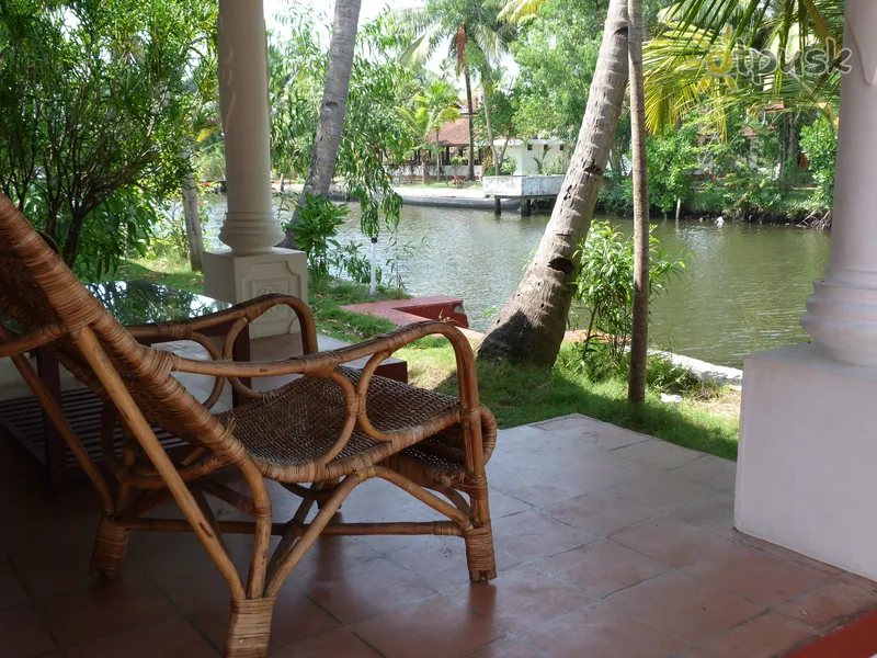 Фото отеля Coir Village Lake Resort 3* Kerala Indija cits