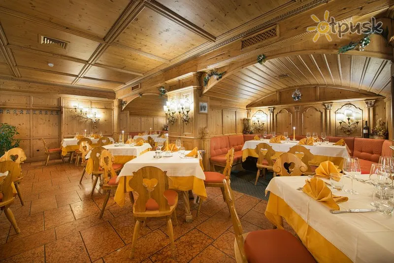 Фото отеля Valtellina Hotel 3* Livinjas Italija barai ir restoranai