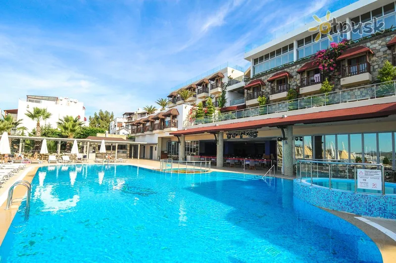 Фото отеля Diamond Of Bodrum Hotel 5* Бодрум Туреччина екстер'єр та басейни