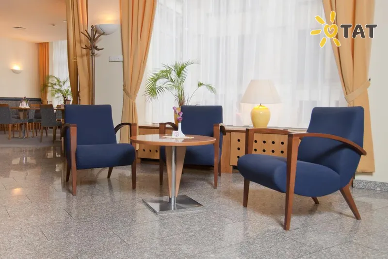 Фото отеля Starlight Suiten 4* Будапешт Угорщина лобі та інтер'єр