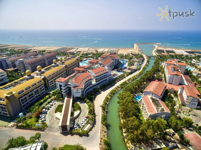 Фото отеля Sunis Evren Beach Resort Hotel & Spa 5* Sānu Turcija ārpuse un baseini