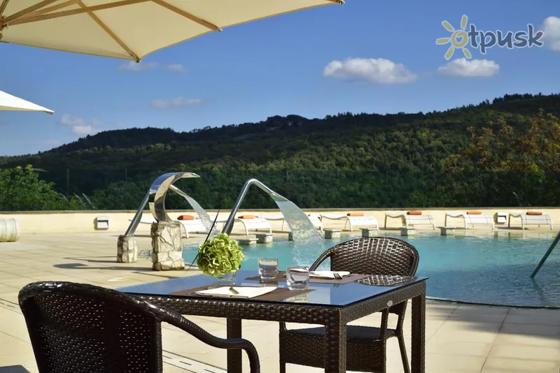 Фото отеля Petriolo Spa Resort 5* Sienna Italija išorė ir baseinai