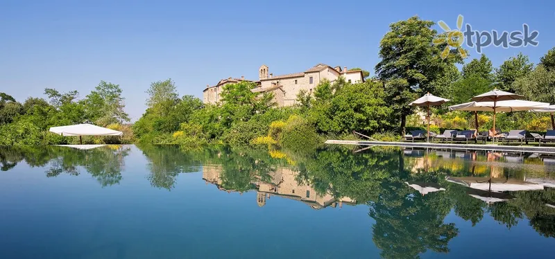 Фото отеля Castel Monastero 5* Сієна Італія екстер'єр та басейни