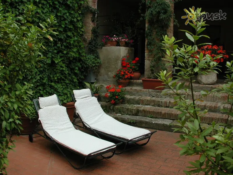 Фото отеля L'Antico Pozzo 3* San Gimignano Italija išorė ir baseinai