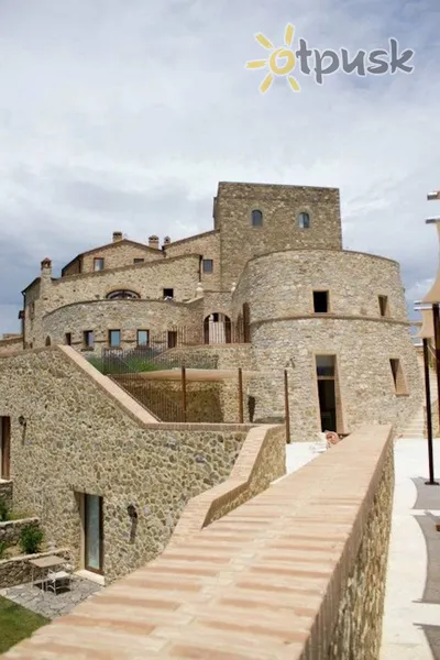 Фото отеля Castello di Velona Resort, Thermal SPA & Winery 5* Montalčīno Itālija ārpuse un baseini