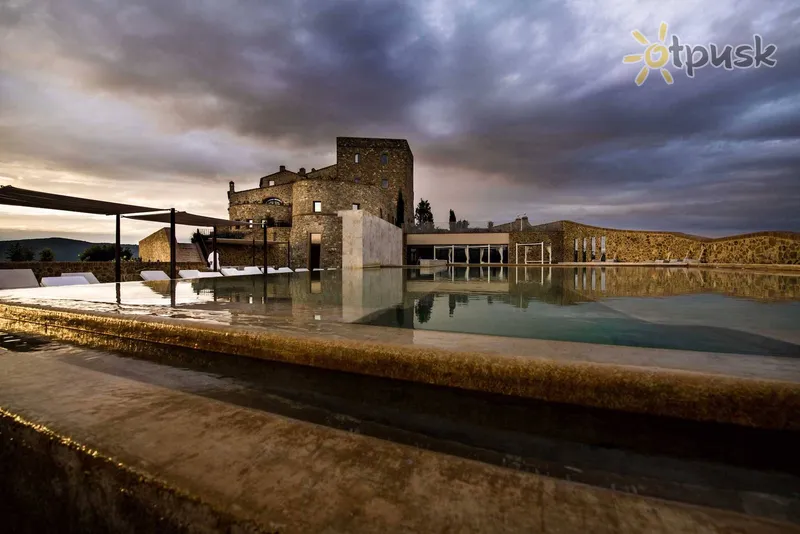 Фото отеля Castello di Velona Resort, Thermal SPA & Winery 5* Монтальчине Італія екстер'єр та басейни