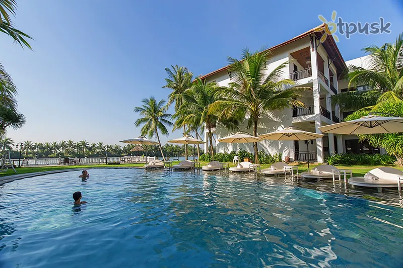 Фото отеля River Beach Resort & Residences 4* Хой Ан В'єтнам екстер'єр та басейни