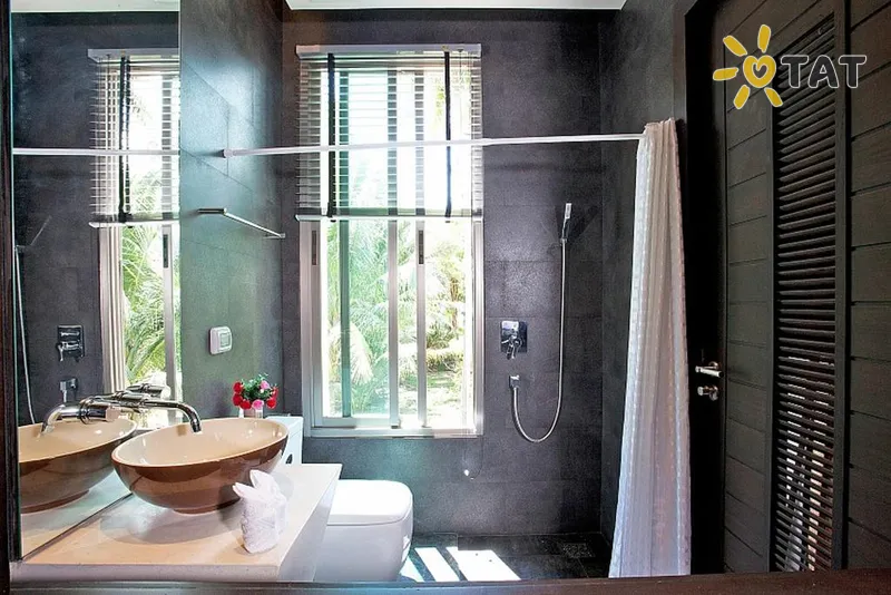 Фото отеля Friendship Villa 7 3* о. Пхукет Таїланд номери