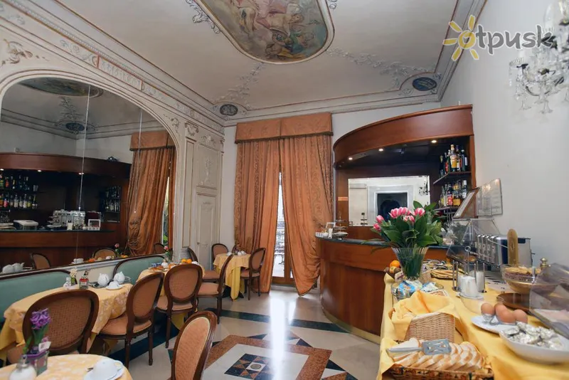 Фото отеля Domus Florentiae 4* Florencija Italija barai ir restoranai