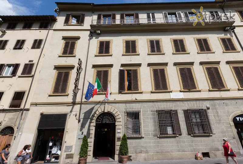 Фото отеля Domus Florentiae 4* Florencija Italija išorė ir baseinai