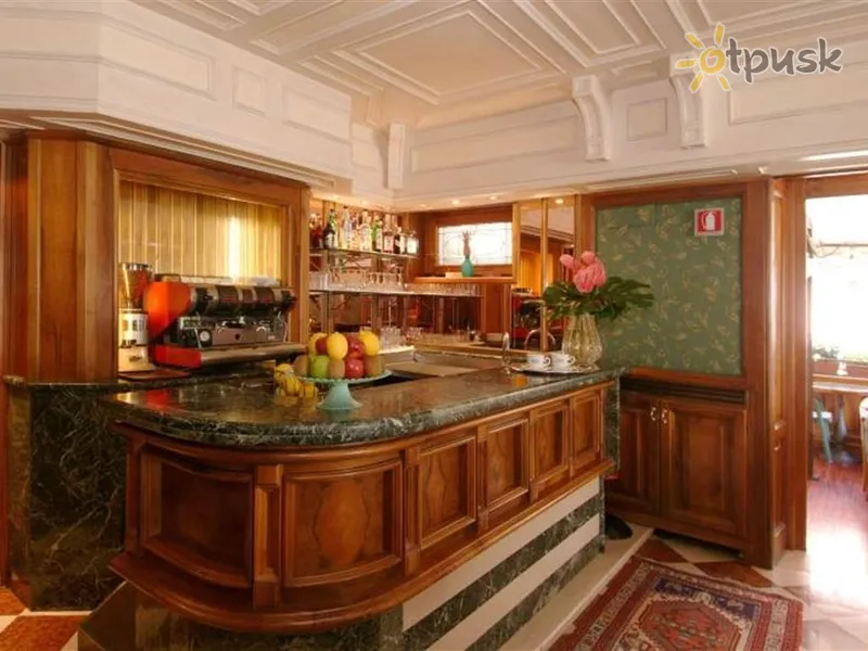 Фото отеля Ca Marinella Hotel 3* Venecija Italija fojė ir interjeras
