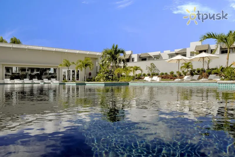 Фото отеля Radisson Blu Azuri Resort & Spa 5* о. Маврикій Маврикій екстер'єр та басейни