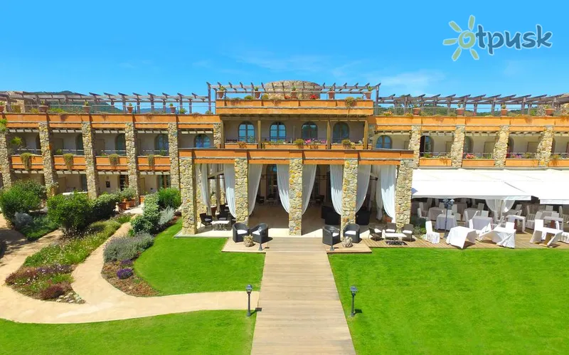 Фото отеля La Villa del Re 5* о. Сардиния Италия экстерьер и бассейны