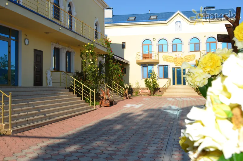 Фото отеля Миру Мир 2* Evpatorija Krima ārpuse un baseini