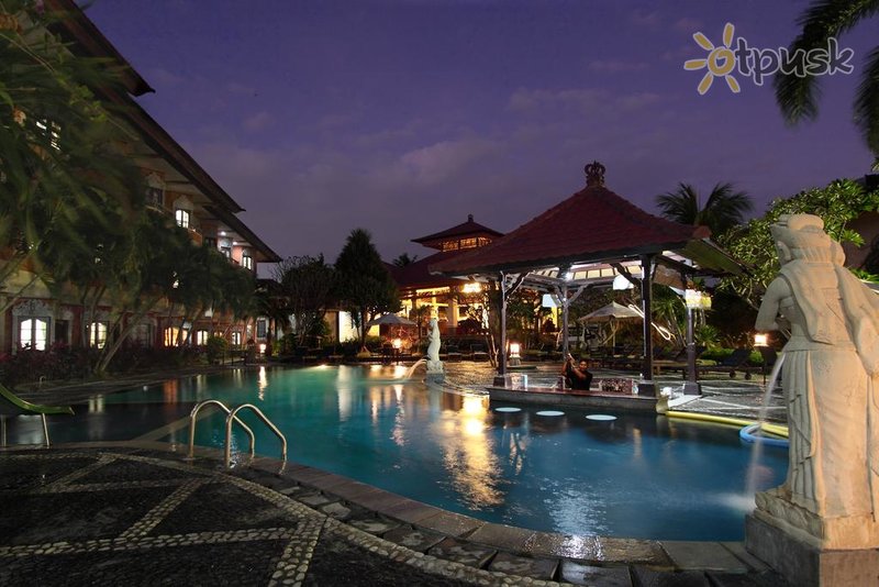 Фото отеля Adi Dharma Hotel 3* Kuta (Balis) Indonezija išorė ir baseinai