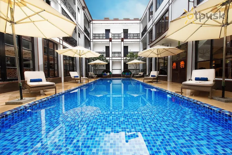 Фото отеля Vinh Hung 2 City Hotel 3* Hoi An Vietnamas išorė ir baseinai