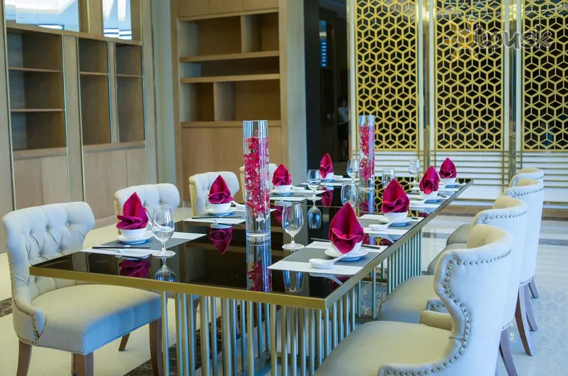Фото отеля Muong Thanh Luxury Da Nang Hotel 4* Дананг В'єтнам бари та ресторани