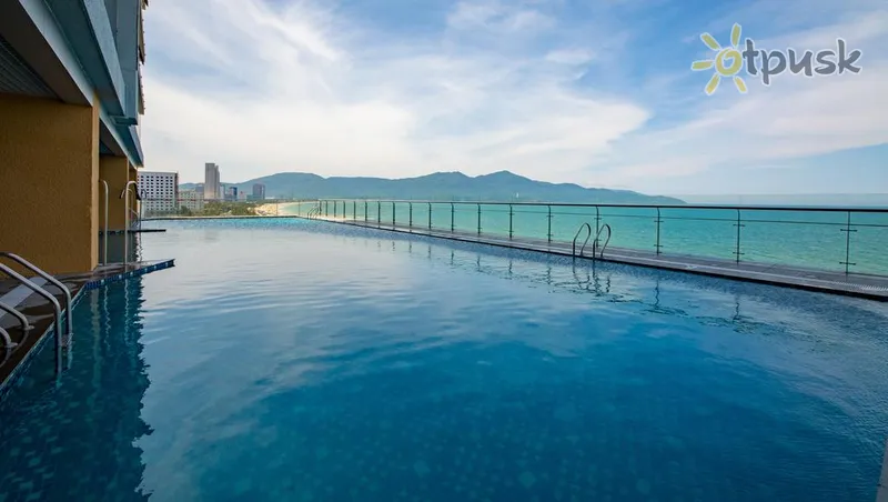 Фото отеля Muong Thanh Luxury Da Nang Hotel 4* Danangas Vietnamas išorė ir baseinai
