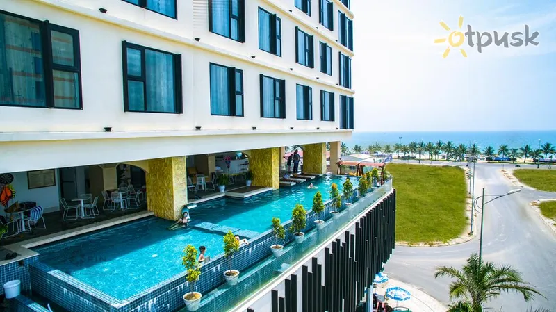 Фото отеля Cicilia Hotel & Spa 3* Danangas Vietnamas išorė ir baseinai