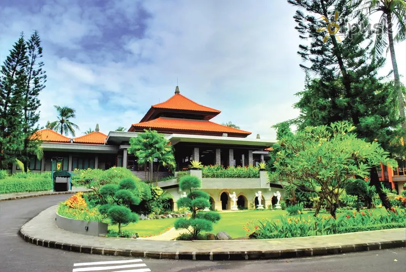 Фото отеля Bali Dynasty Resort 5* Kuta (Bali) Indonēzija ārpuse un baseini