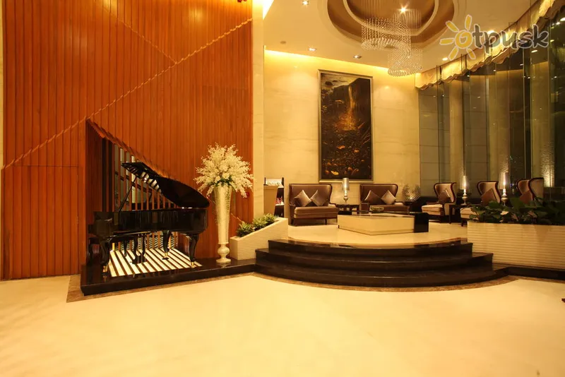 Фото отеля Brilliant Hotel 4* Дананг Вьетнам лобби и интерьер