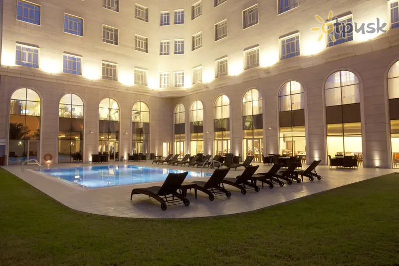 Фото отеля Concorde Hotel Doha 5* Доха Катар екстер'єр та басейни