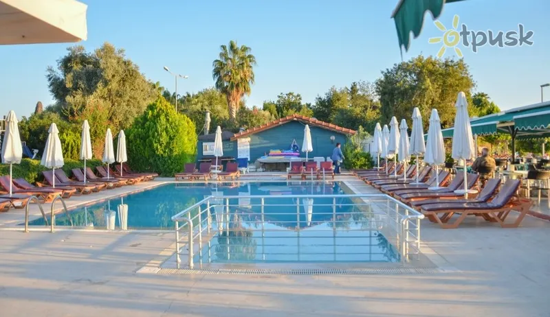 Фото отеля Altinkum Bungalows Hotel 3* Сіде Туреччина екстер'єр та басейни